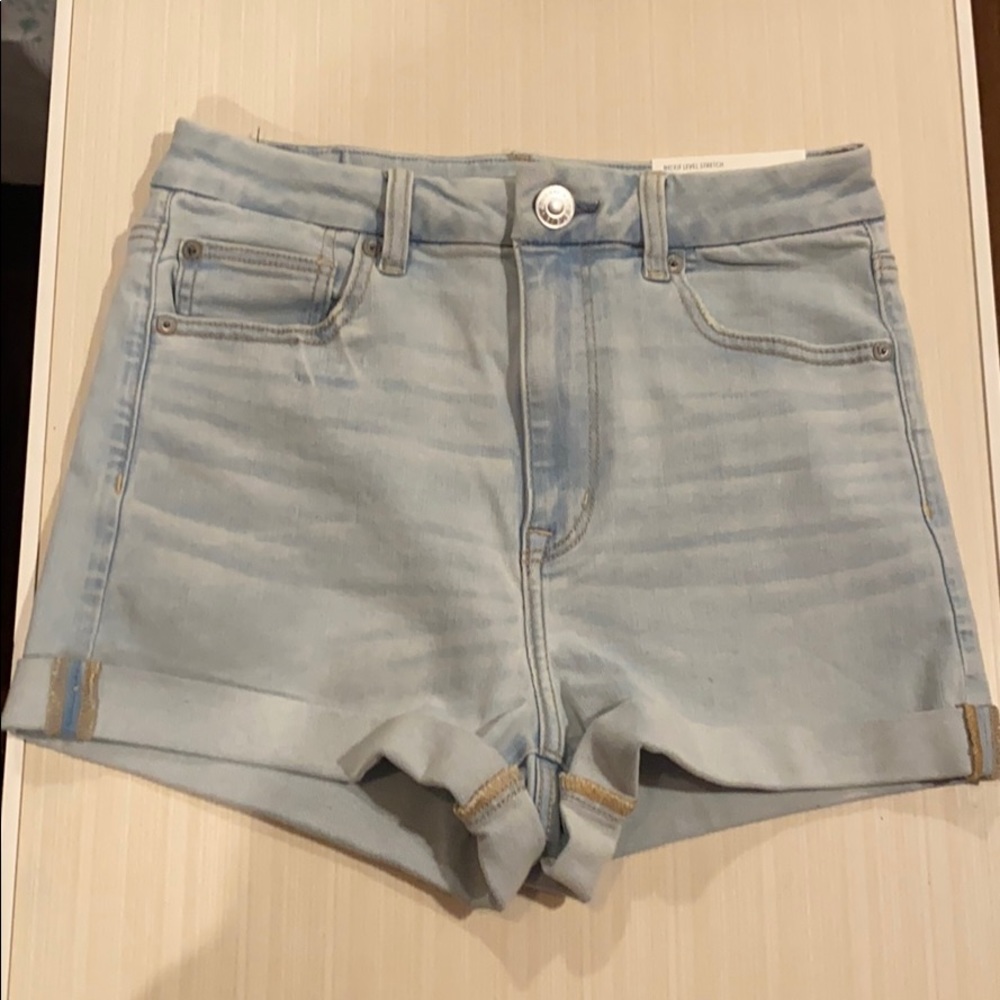 BRAND NEW American Eagle shorts